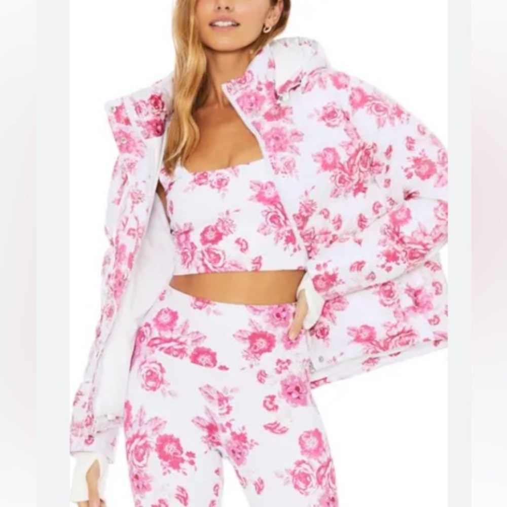 Beach Riot floral puffer jacket xs hooded